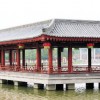 公园亭台青瓦铺设